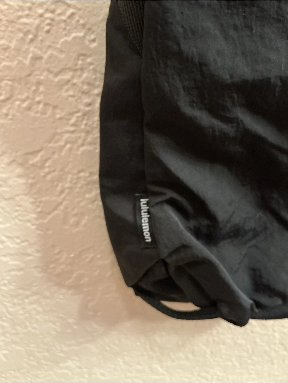 lululemon athletica Black Water Bottle Crossbody 2.5L small Pouch Bag